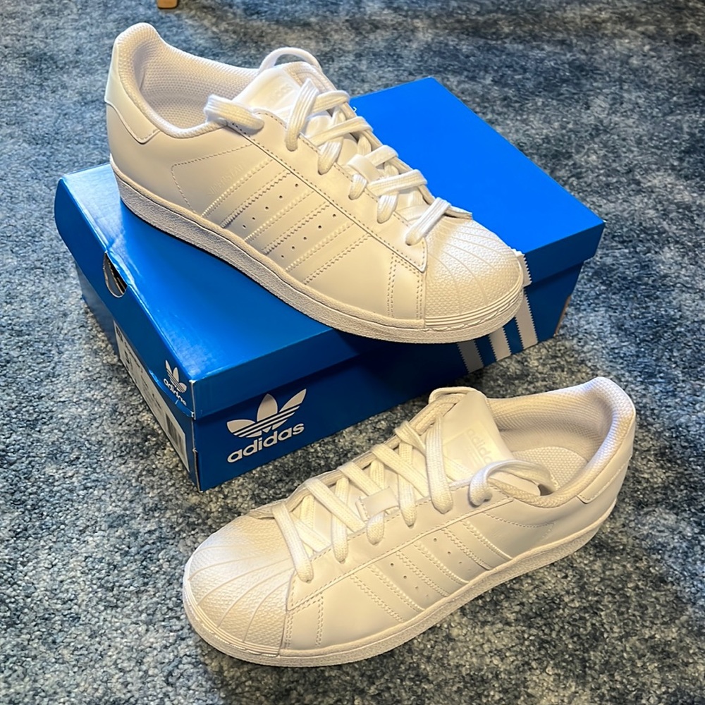 Adidas White Superstar Sneakers Size 5 1/2